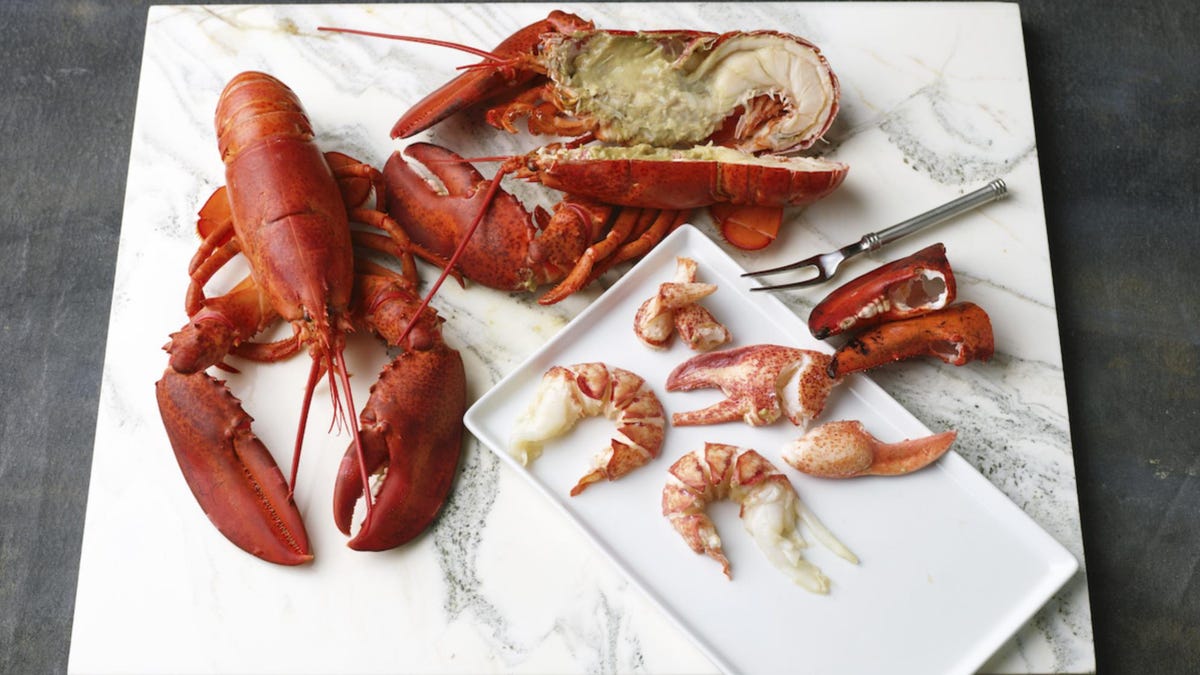 Lobster and clean seafood marketplace near me